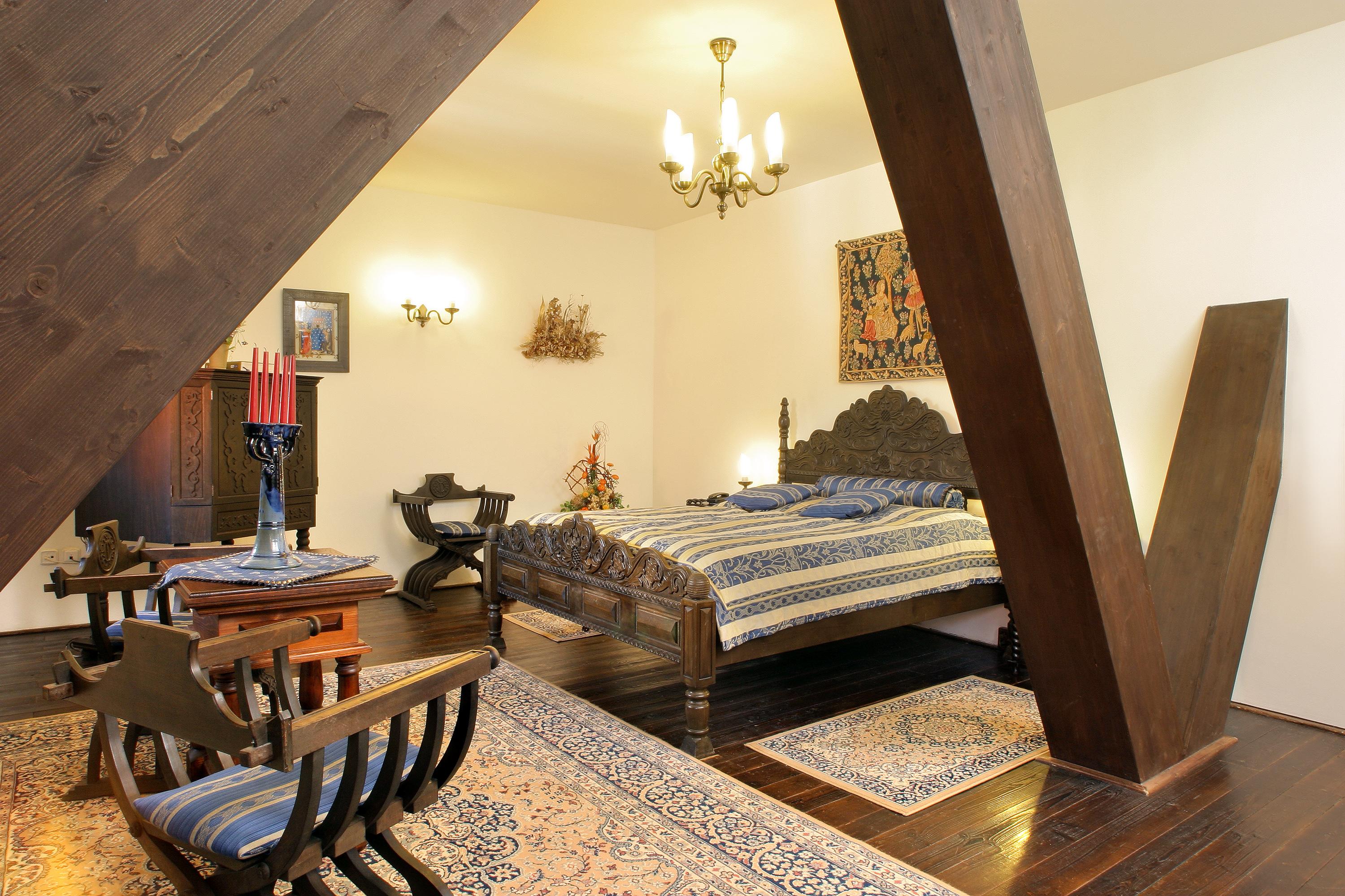 Hotel Ruze Český Krumlov Exterior foto A bedroom at the hotel