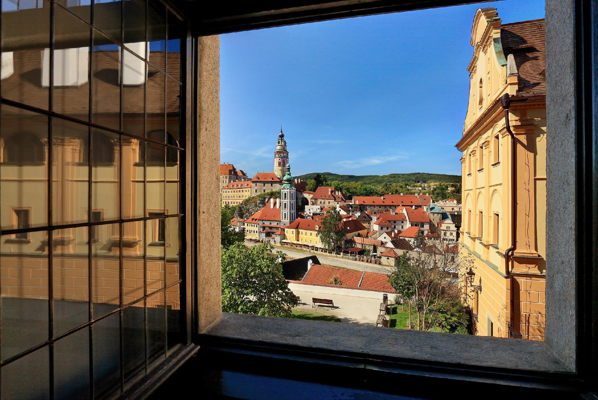 Hotel Ruze Český Krumlov Exterior foto View of the town from the castle